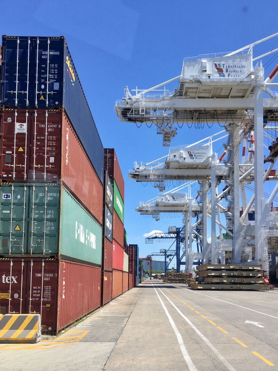 Shipping container terminal